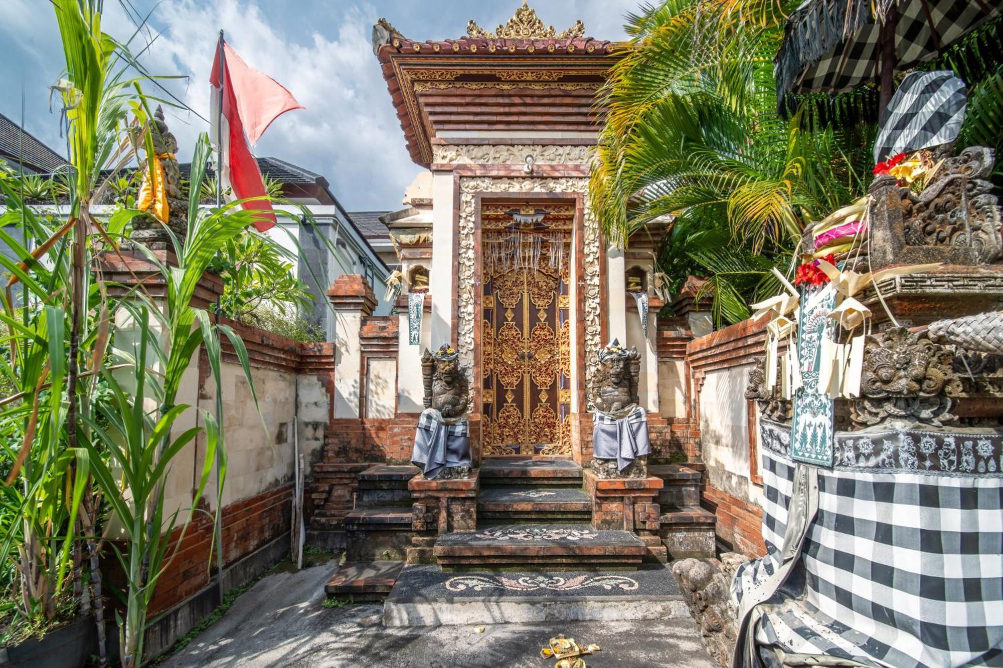 The Kutaya Hotel Kuta  Exterior photo